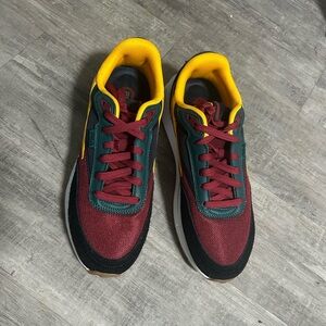 Fila Men's Renno Sneakers in 
Burgundy, Yellow & Black Size 9.5